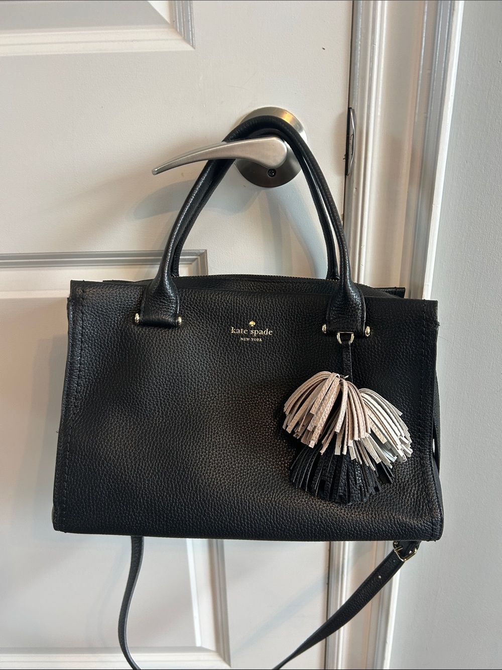 🚩KATE SPADE Black Leather Bag with Charm